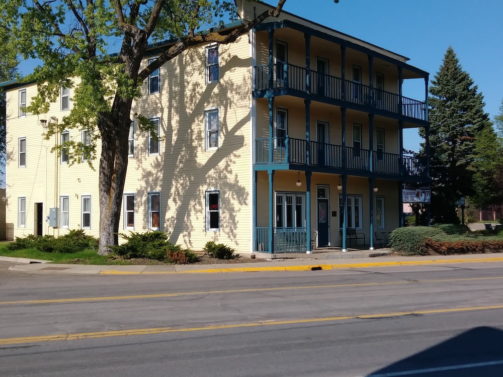 The Thayer - carbon neutral hotel in Annandale