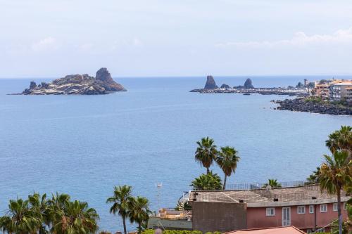 Oleandri 3 Casa Etna — 4-Star Luxury Hotel in Aci Castello, Italy