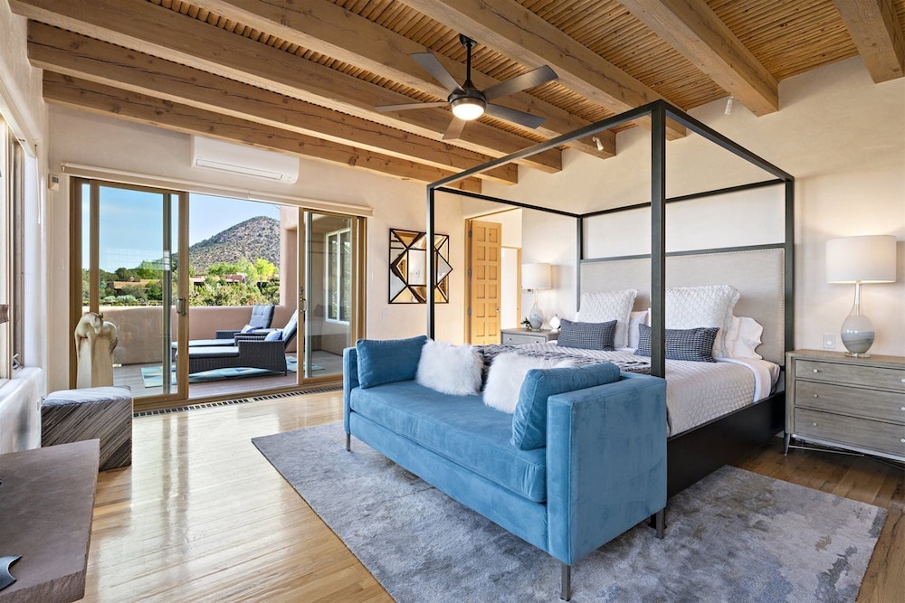 Enchantment Stunning Views Fantastic Outdoor Spaces Four Fireplaces in Santa Fe, United States