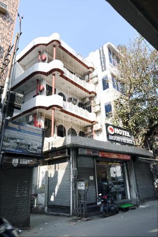 Hotel Moon Palace - carbon neutral hotel in Lucknow