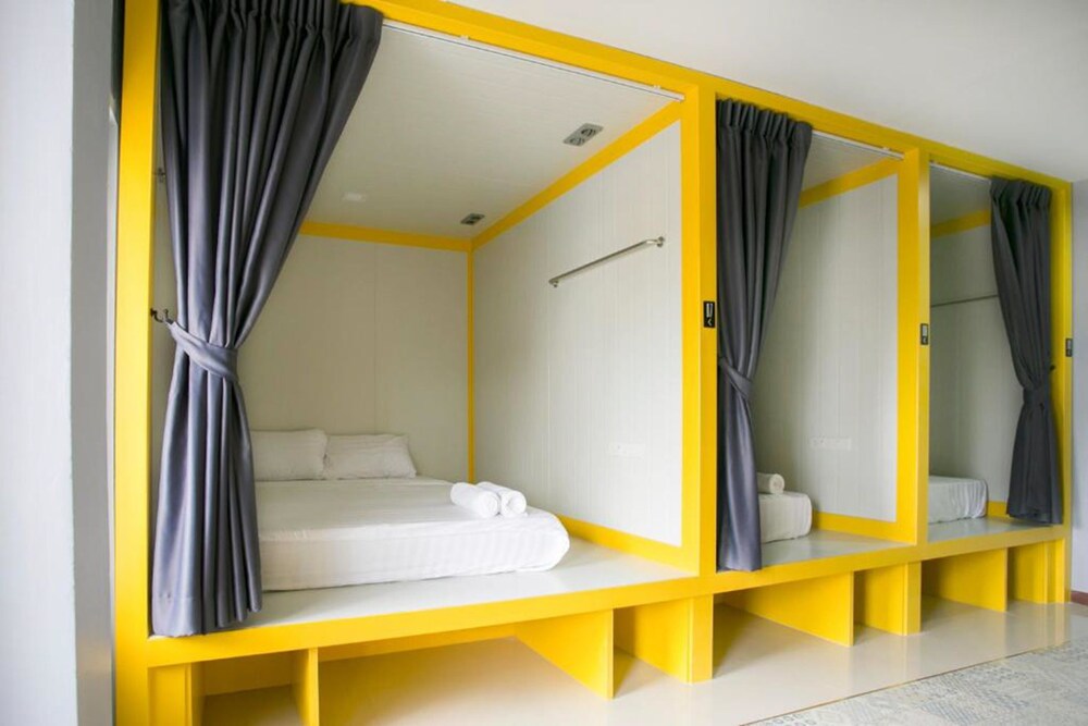 The Rooftop Residence Hostel