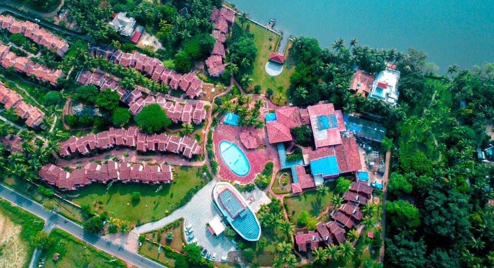 The Byke Old Anchor Beach Resort Spa — Cavelossim