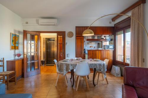 Classic Can Jeroni — Figueres