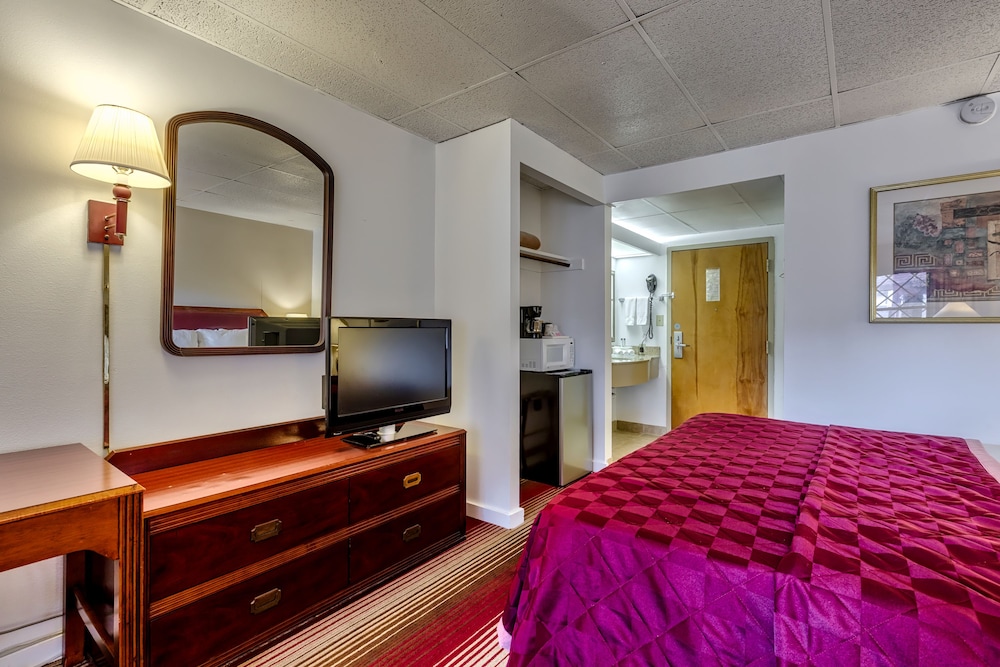 Hotel Manteo - photo 64