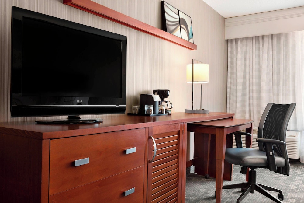 Courtyard by Marriott Springfield - photo 9