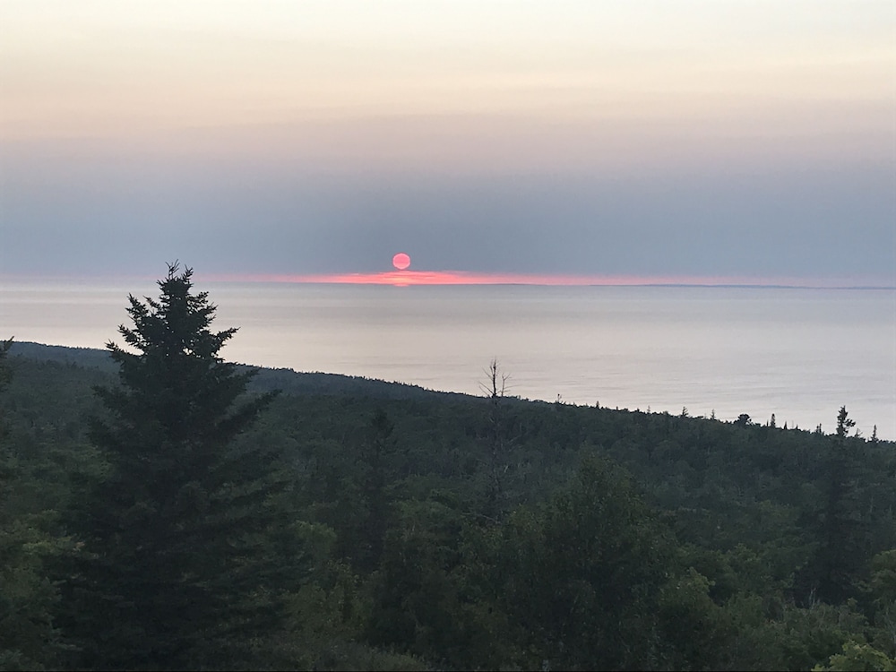 Lake Fanny Hooe Resort 2 Bed With Balcony #12 1 Bedroom Hotel Room by RedAwning - photo 9