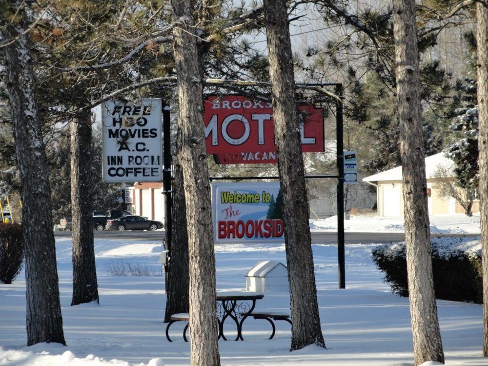 Brookside Motel - photo 27