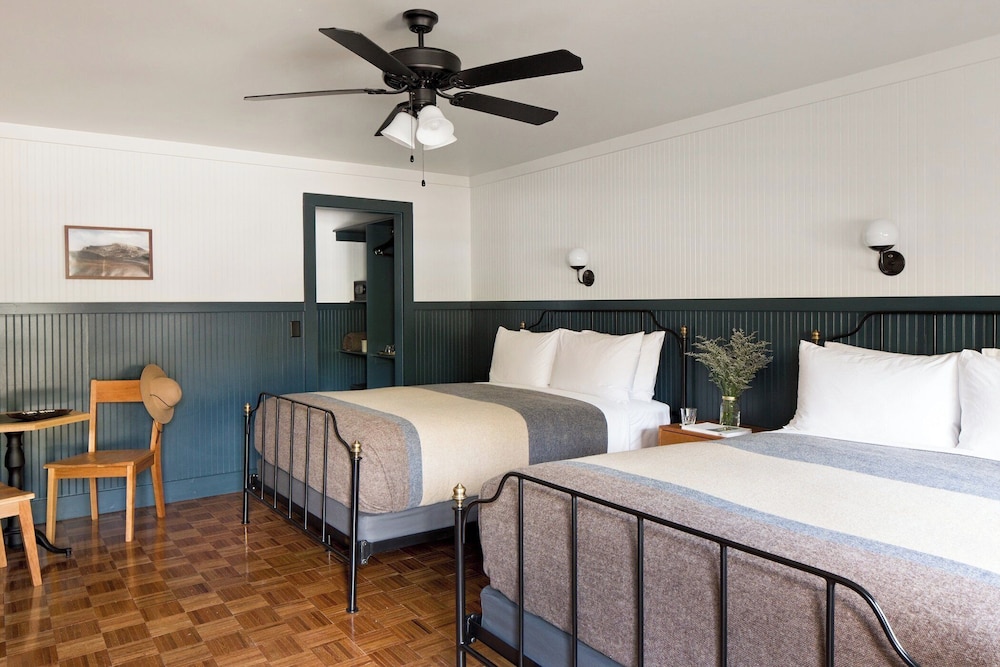 Anvil Hotel - photo 12