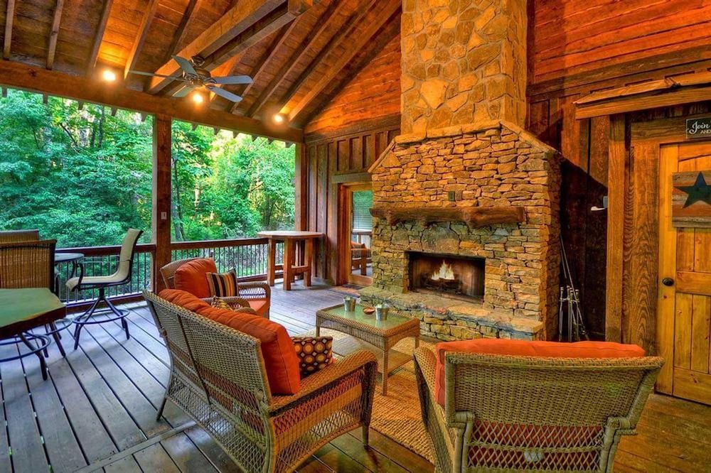 Creekside R&R in Blue Ridge, United States