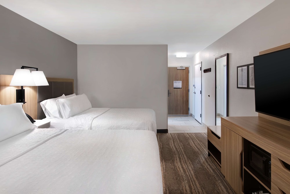 Hampton Inn Easley - photo 26