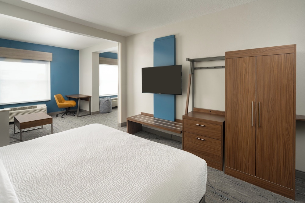 Holiday Inn Express Orlando International Airport by IHG - photo 24