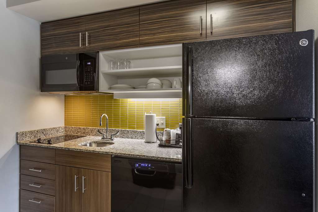 MainStay Suites Bowling Green North - photo 15