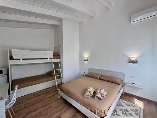 Camera Privata in Villa Paola — 4-Star Luxury Hotel in Pula, Italy