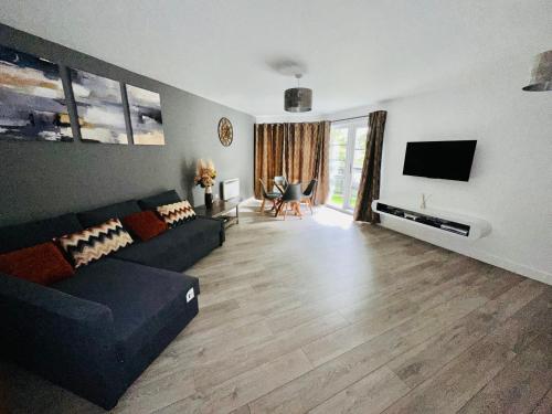 Luxury Apartments Wallis Square Farnborough — 4-Star Luxury Hotel in Farnborough, United Kingdom