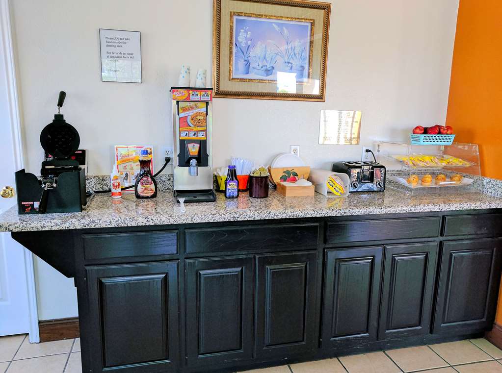 Americas Best Value Inn Brownsville - photo 27
