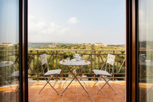 Eleon Residence — 4-Star Luxury Hotel in Rethymno, Greece