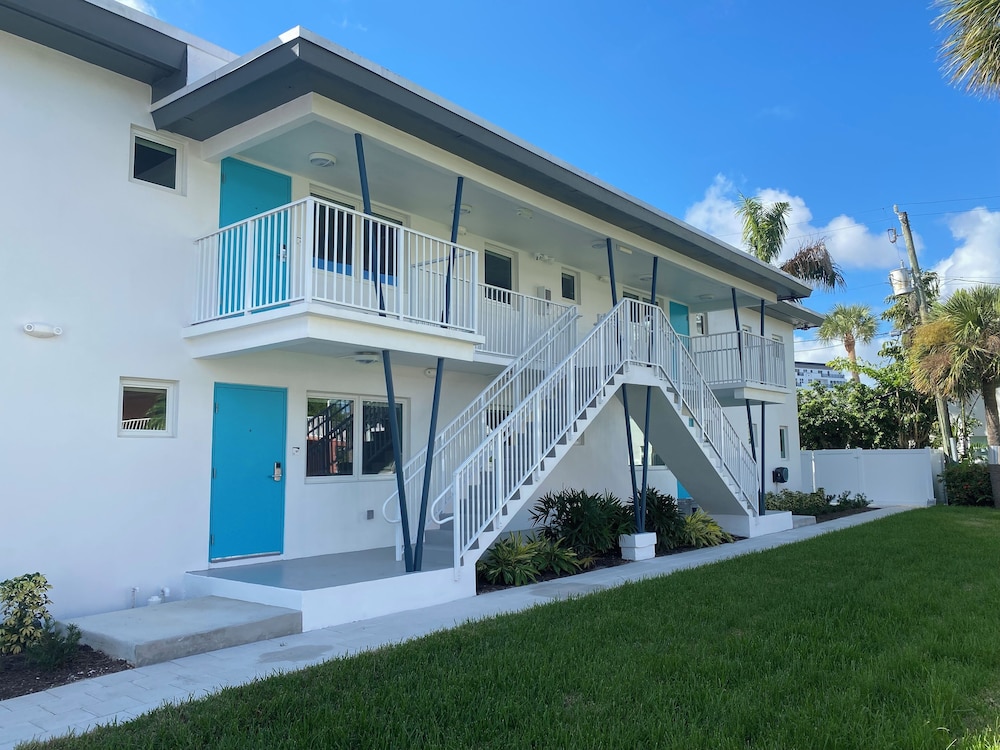Rolo Beach Hotel - photo 181