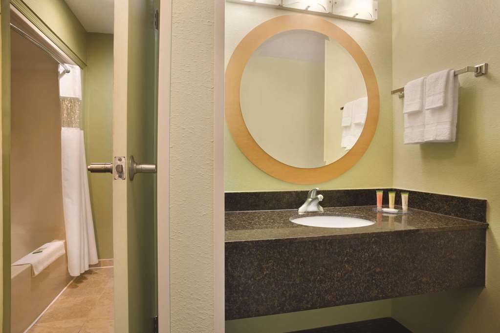 Park Inn by Radisson Albany GA - photo 7