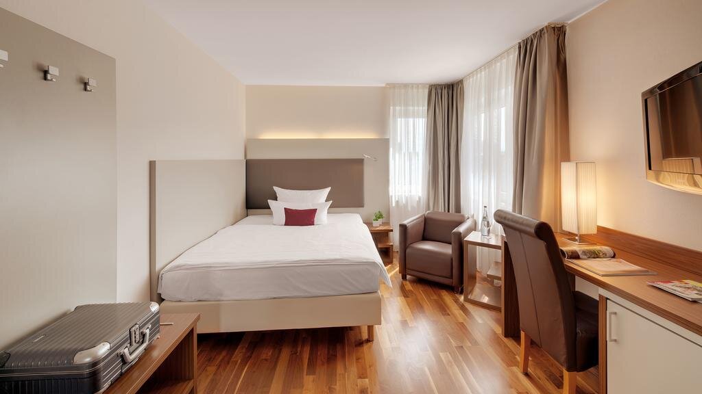 Hotel Newton Heilbronn — Heilbronn — photo 4