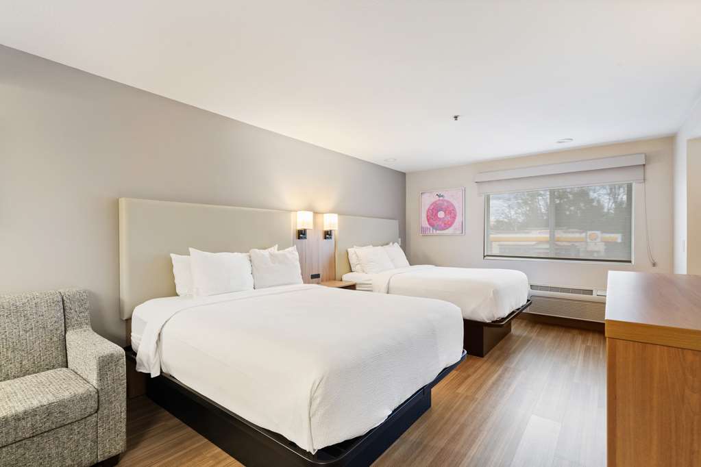 Best Western Lake Oswego Portland Hotel & Suites - photo 39