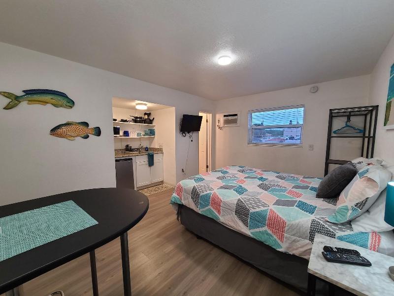 Sun Island Motel - photo 139