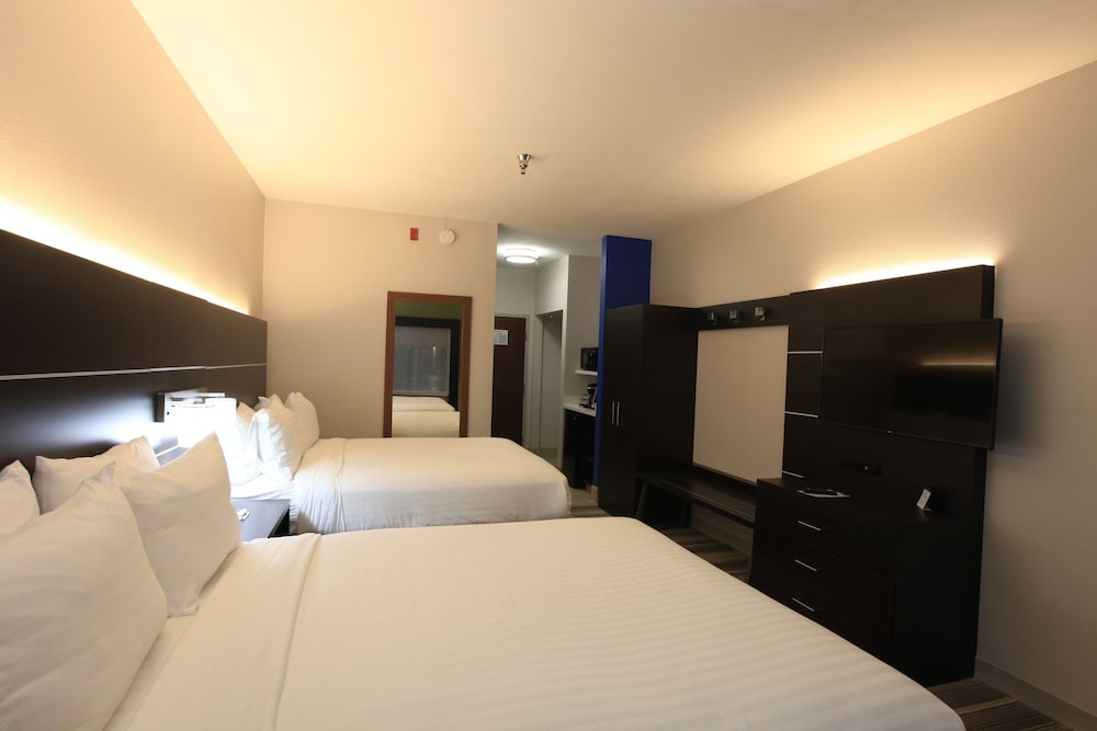 Holiday Inn Express Hotel & Suites Chattanooga Hixson by IHG - photo 7