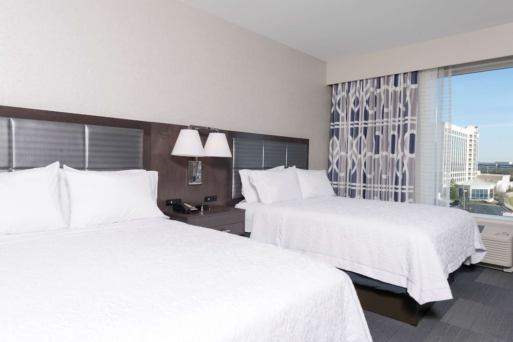 Hampton Inn & Suites Indianapolis Keystone - photo 15