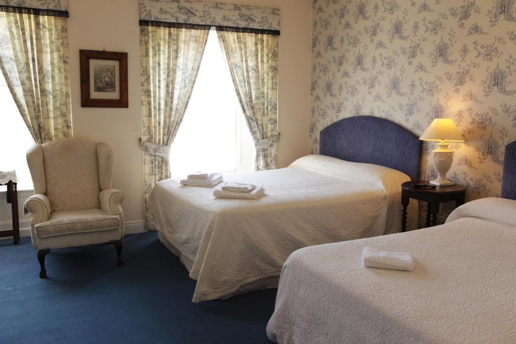 Crottys Pub & Accommodation
