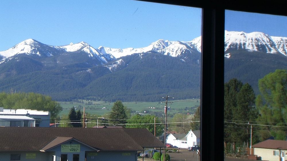 Wilderness Inn - photo 3
