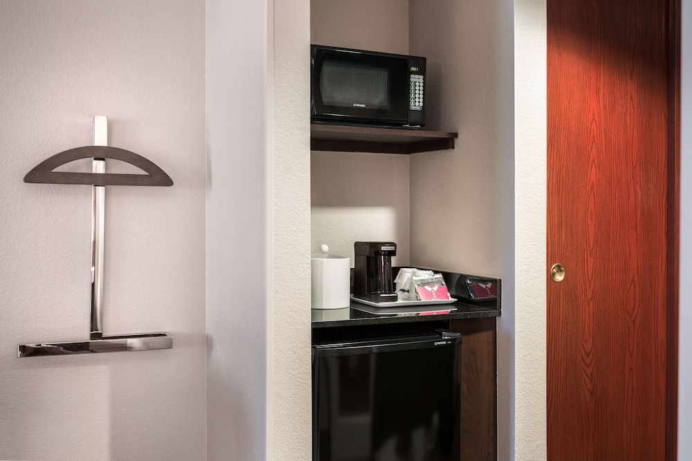 Hampton Inn Denver West Golden - photo 15