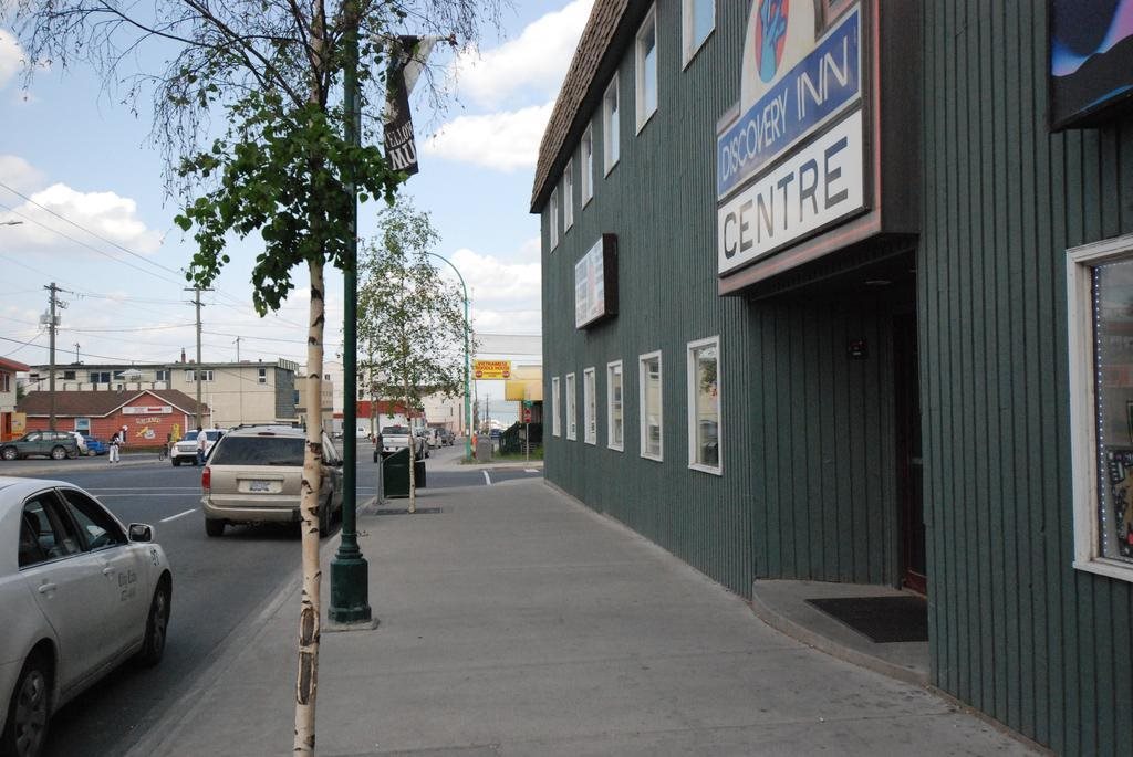 Discovery Inn — hotel in Yellowknife