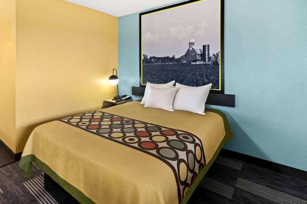 Super 8 by Wyndham Vandalia Dayton International Airport - photo 31
