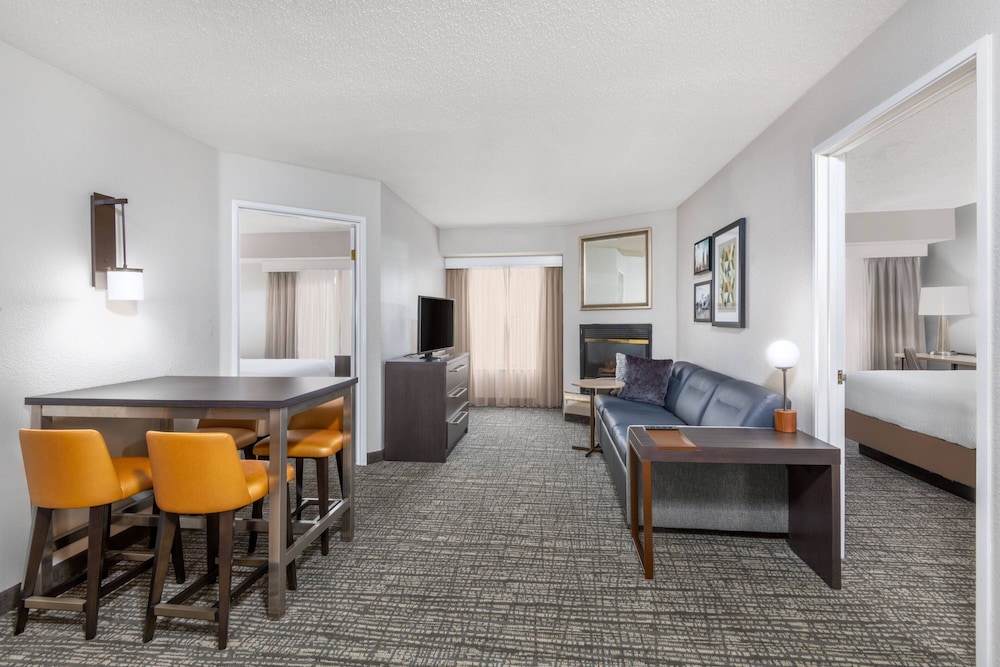 Residence Inn by Marriott Indianapolis Downtown on the Canal - photo 7