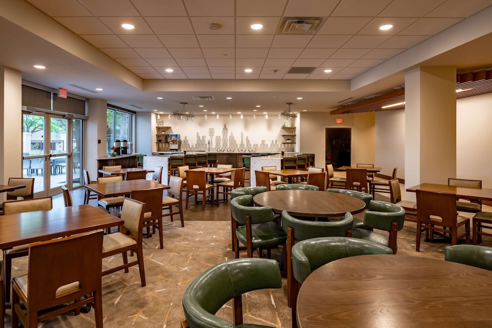 DoubleTree by Hilton Dallas Farmers Branch - photo 27