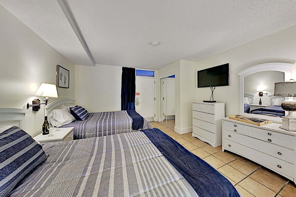 Ocean Dunes Tower I 4050 1 Bedroom Condo by Redawning - photo 5