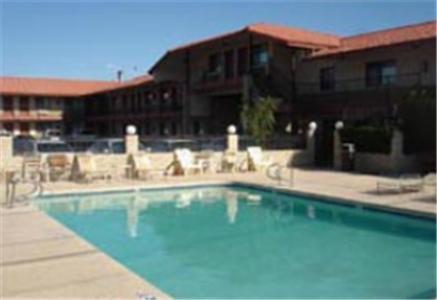 Miles Motel - photo 4