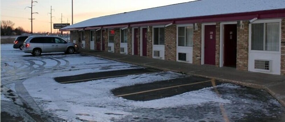Valu Stay Inn - photo 14