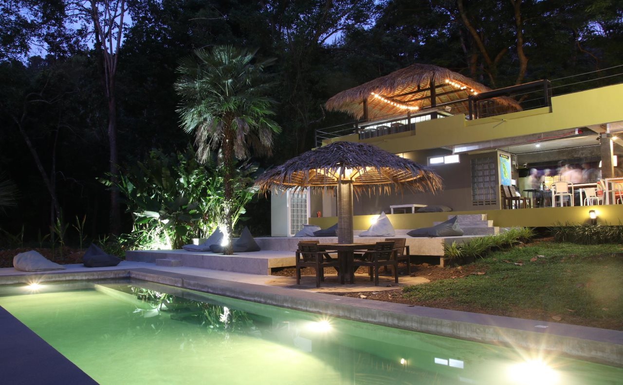 Lazy Republique - last minute hotel in Unknown City