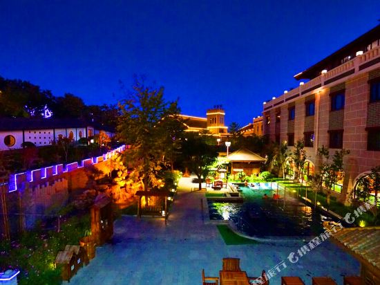 Tangquangong Hot Spring Resort in Zunhua, People's Republic of China
