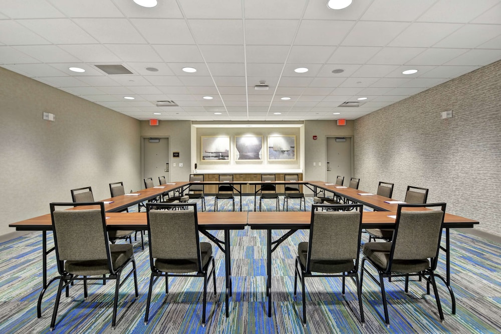 Home2 Suites by Hilton Madison Huntsville Airport - photo 36