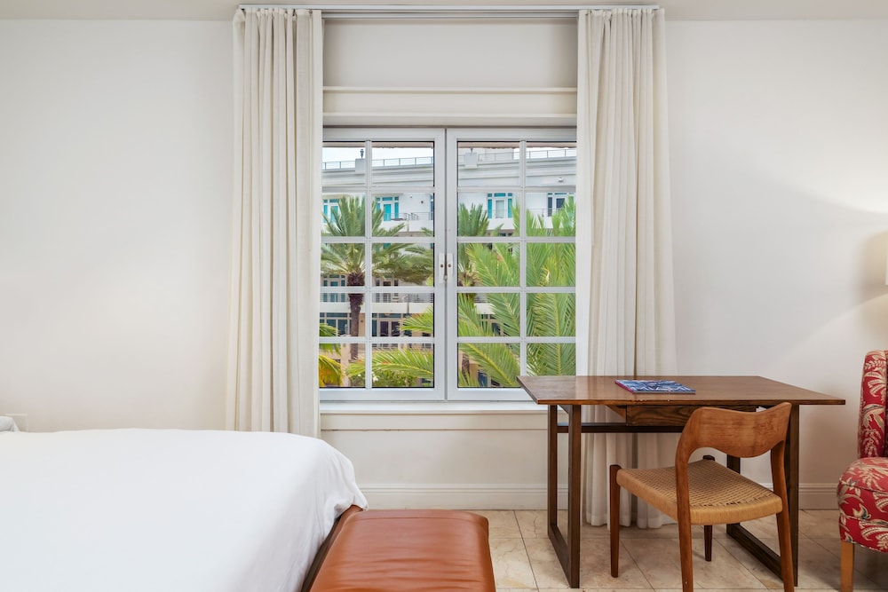Bentley Hotel South Beach - photo 22