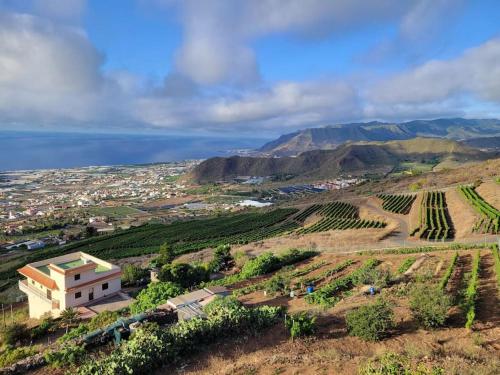 Rural Escape W Stunning Views Jacuzzi And Sauna 20868530 — La Laguna