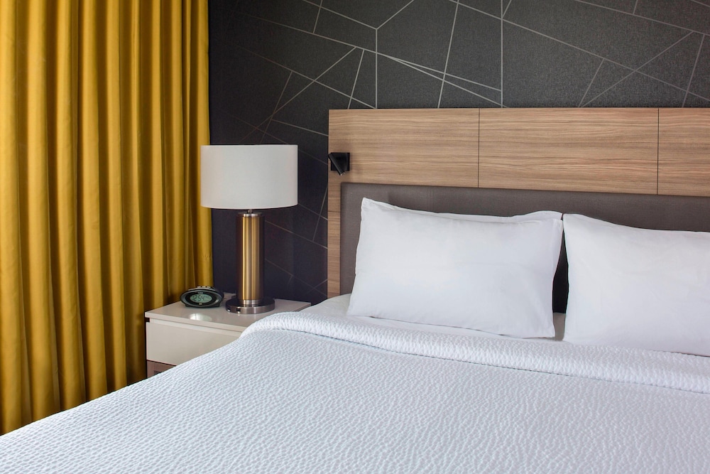 SpringHill Suites by Marriott New Orleans Warehouse Arts District - photo 8