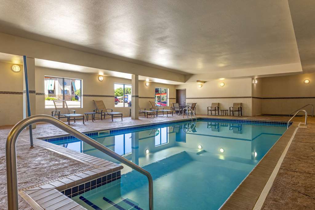 La Quinta Inn & Suites by Wyndham Sioux Falls - photo 10