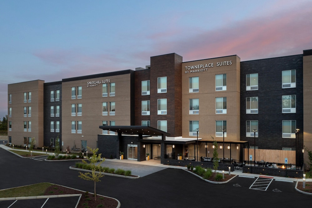 SpringHill Suites by Marriott Cincinnati Mason - photo 30