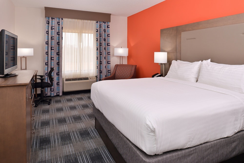 Holiday Inn Express Clanton by IHG - photo 10