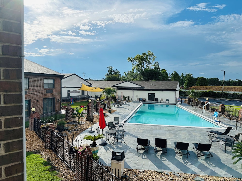 At Home Inn & Suites - photo 58