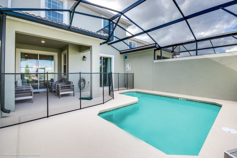 4 Bed Storey Lake Resort With Lazy River 4 Bedroom Townhouse by RedAwning - photo 22