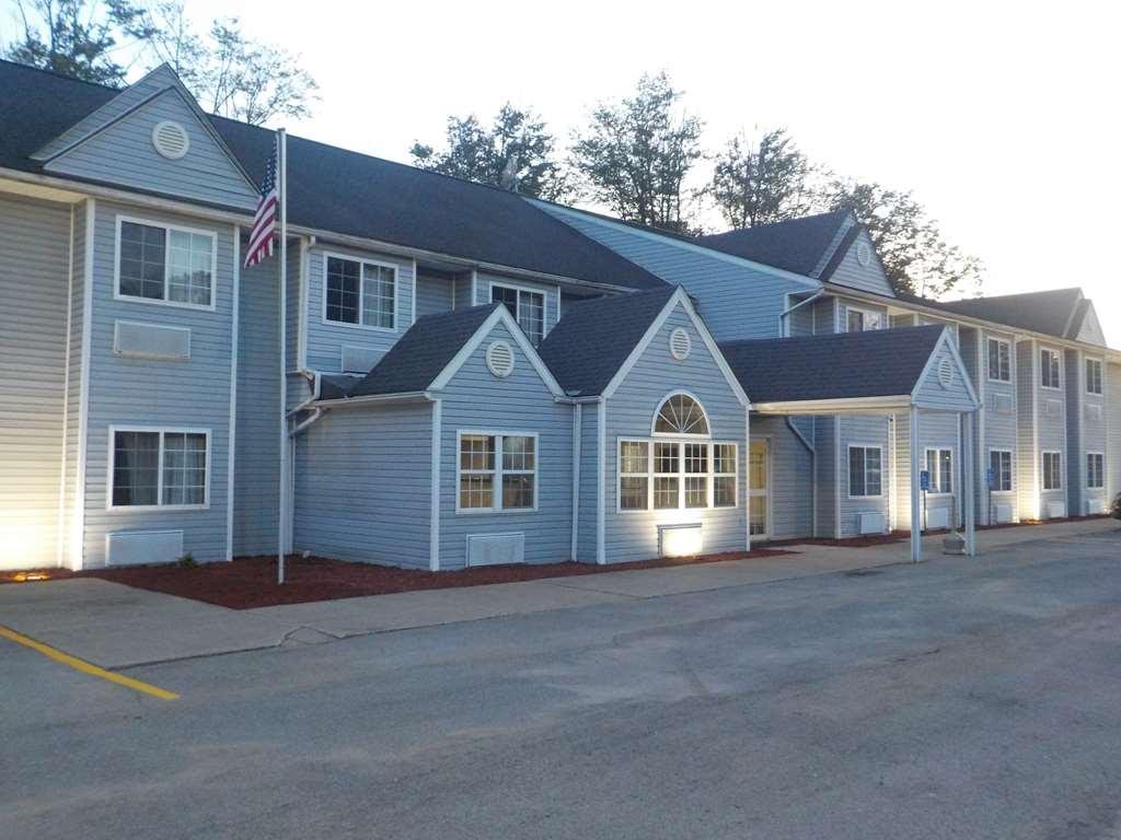 Microtel Inns And Suites Marienville - carbon neutral hotel in Marienville