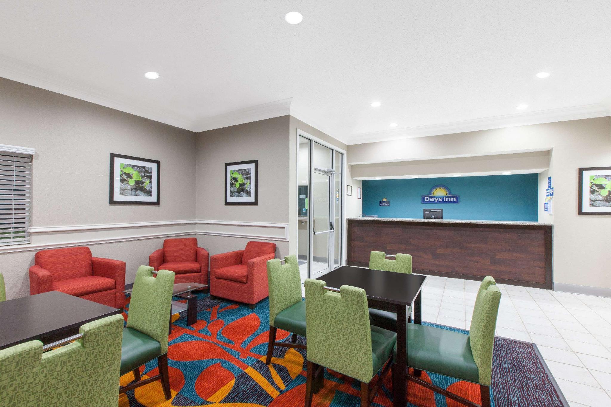 Days Inn by Wyndham Ennis - photo 23